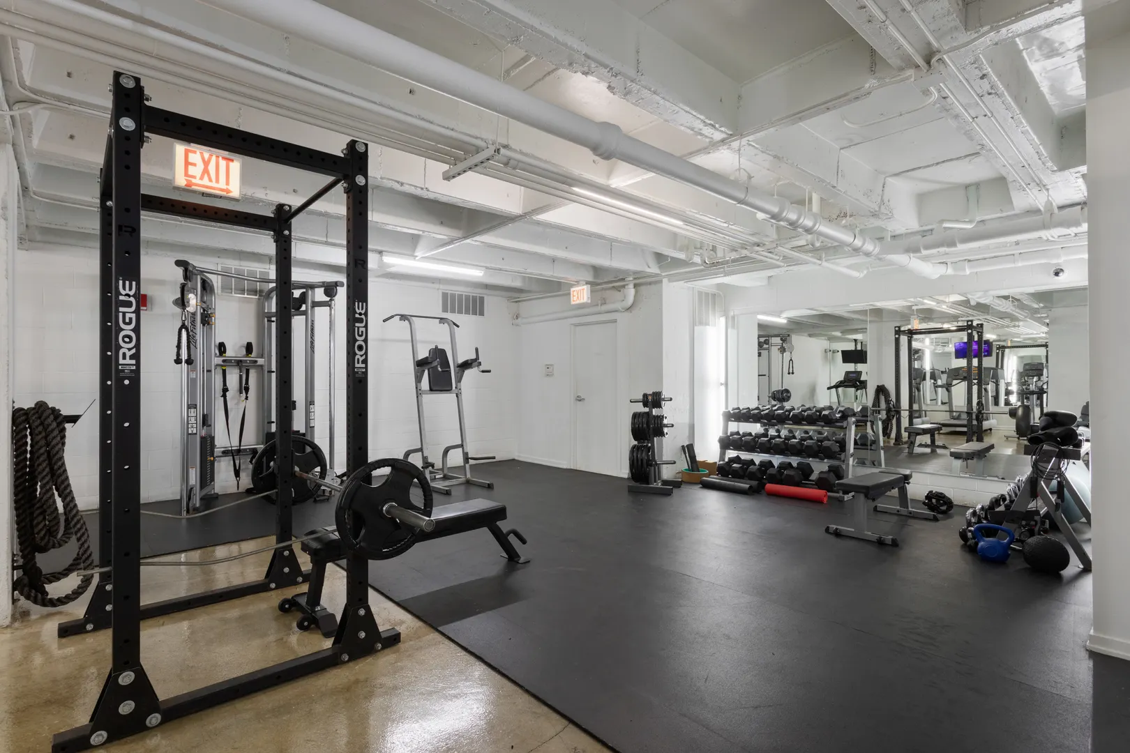 1325 W Wilson Avenue IL #306
