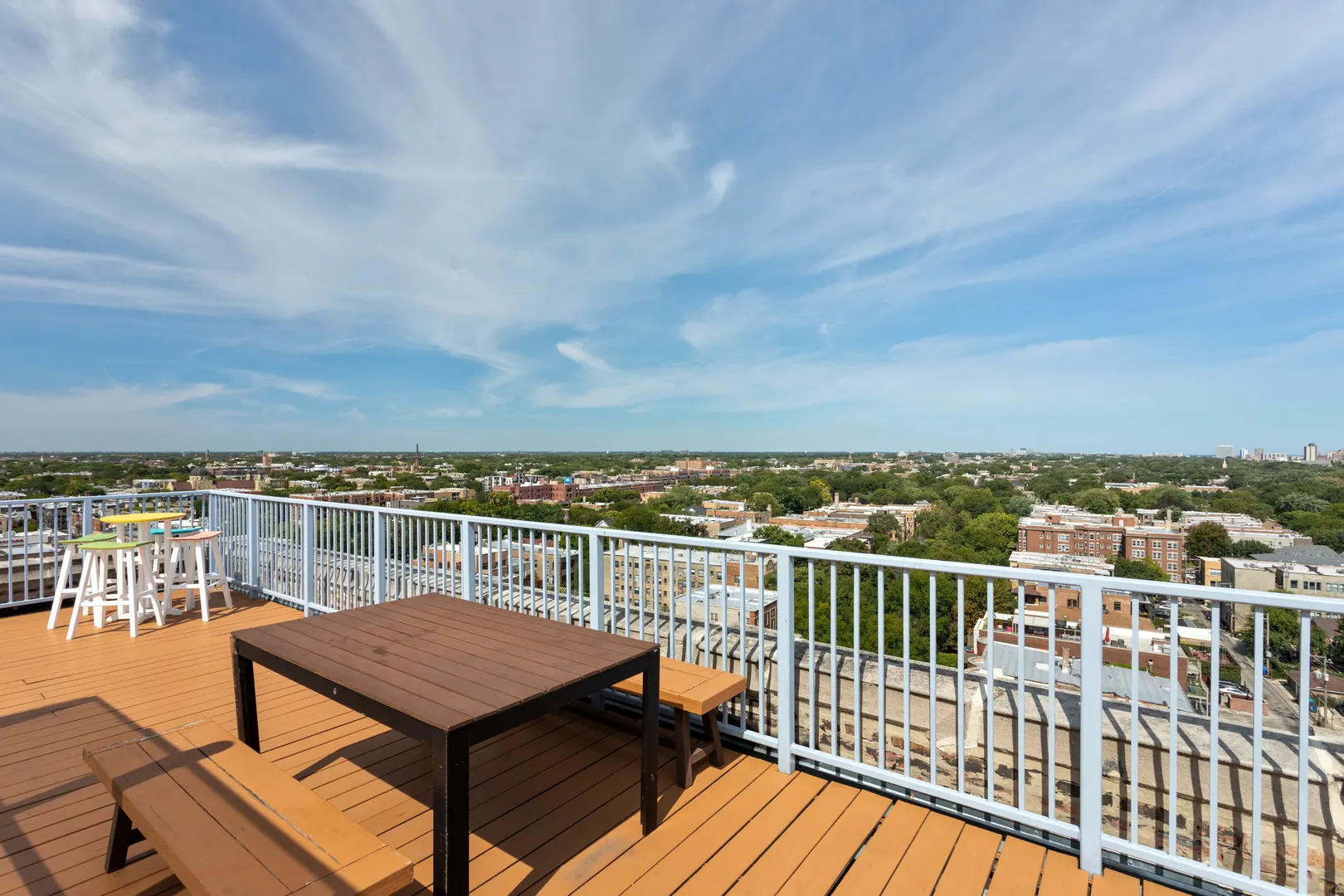 1325 W Wilson Avenue IL #306