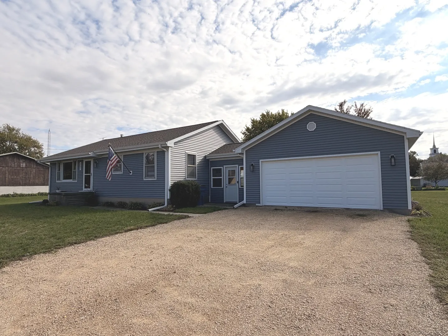 407 W Santee Street IL