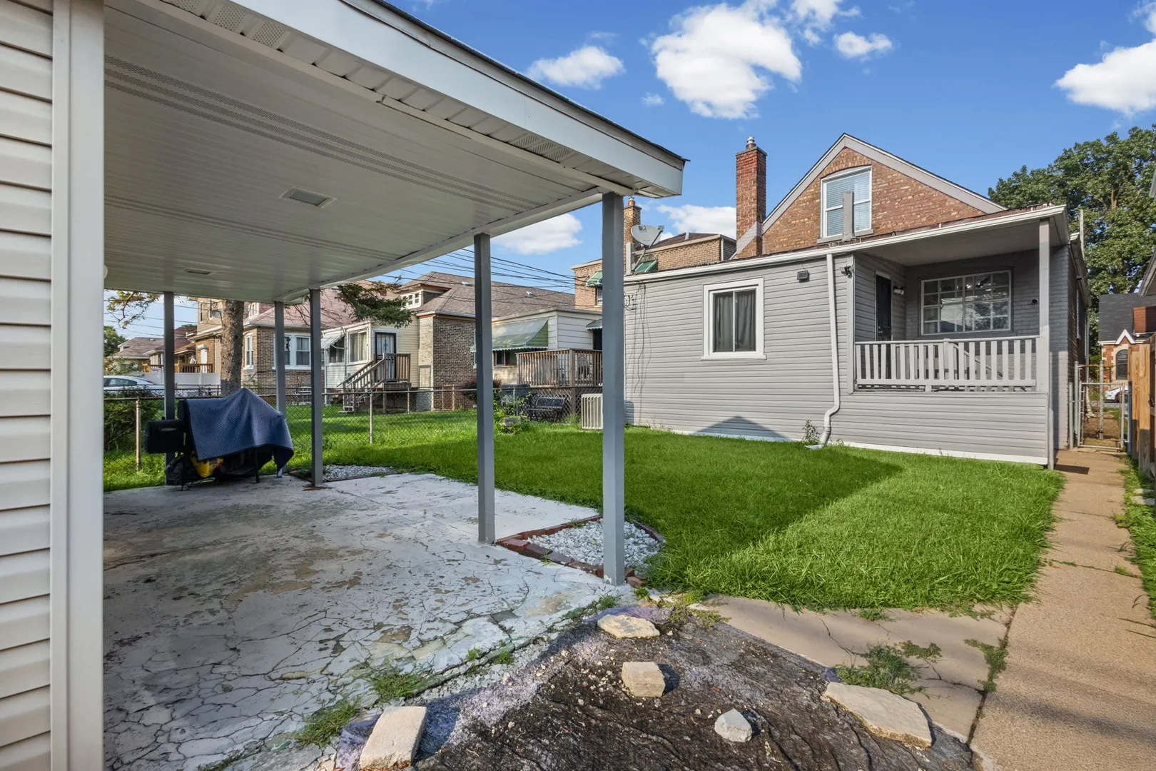 8340 S Yates Boulevard IL