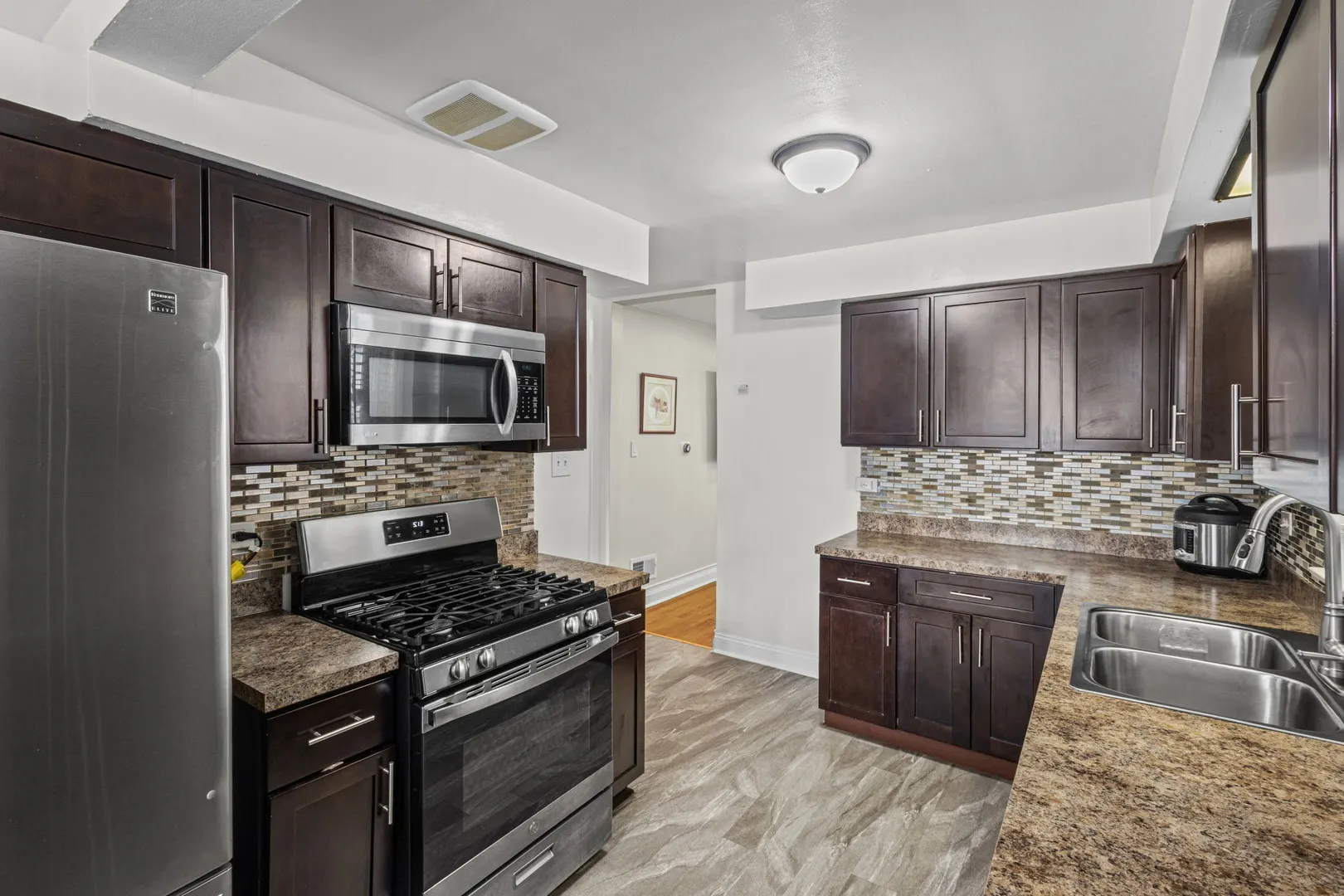8340 S Yates Boulevard IL