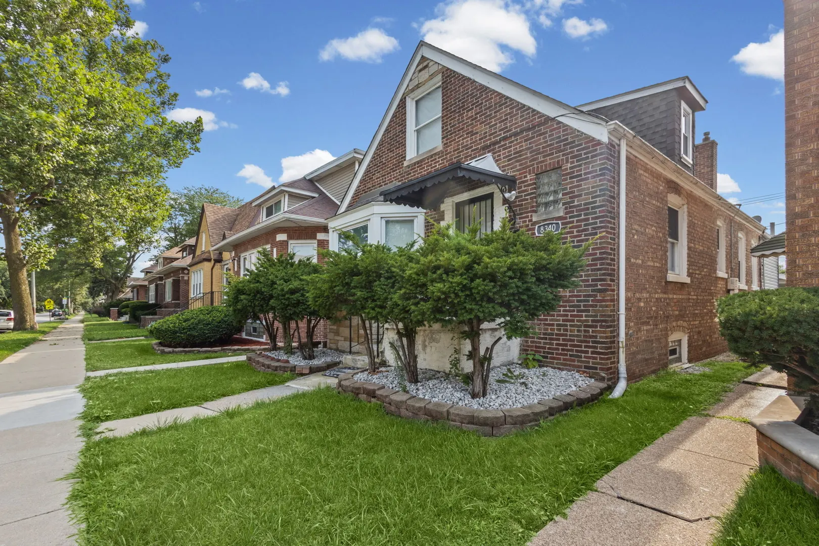 8340 S Yates Boulevard IL