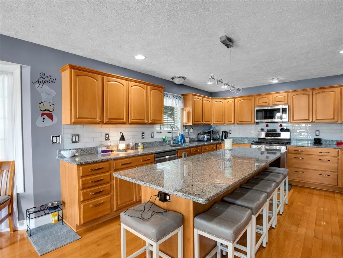 674 Candlewick Drive IL