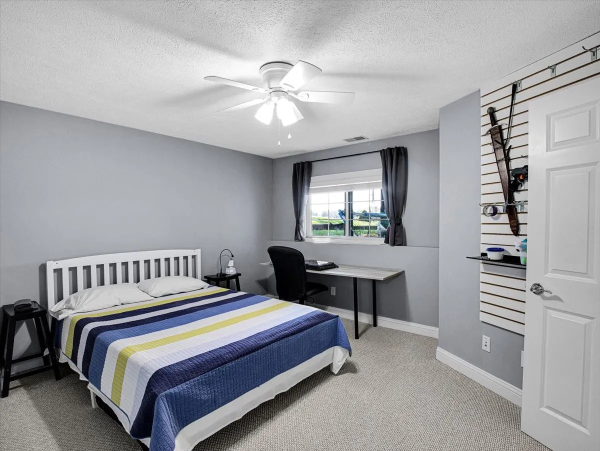674 Candlewick Drive IL