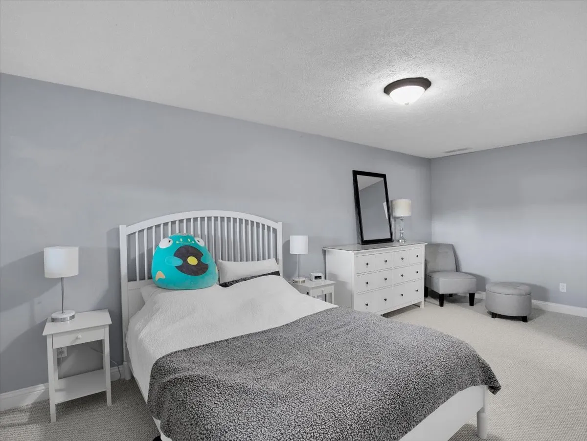 674 Candlewick Drive IL