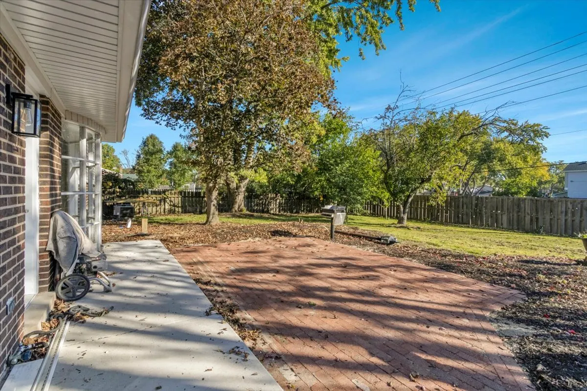 3123 N Stratford Road IL