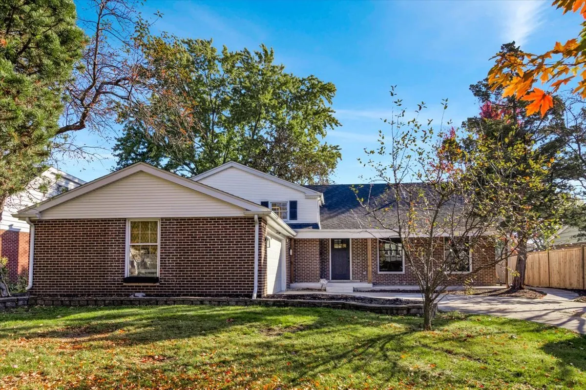 3123 N Stratford Road IL