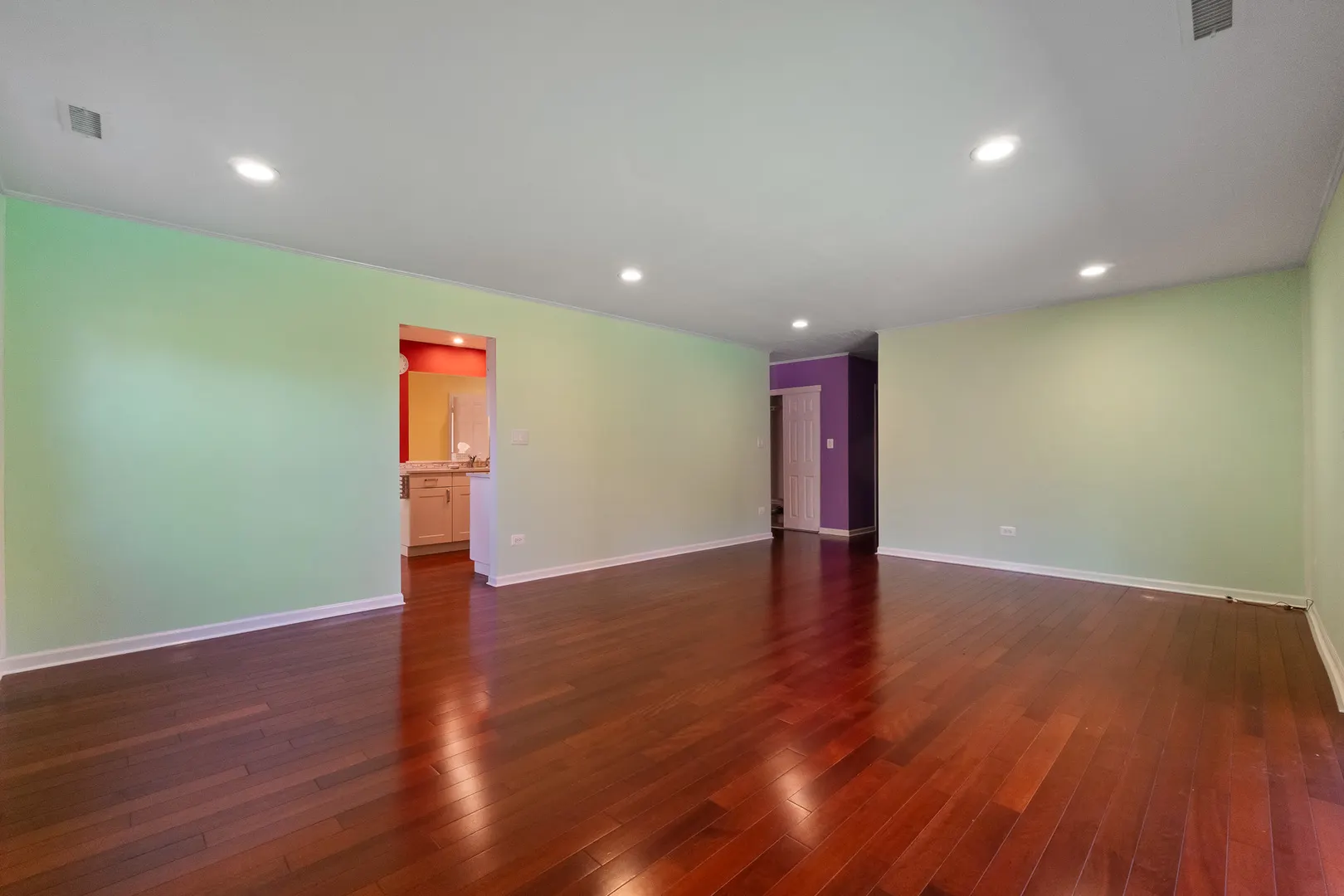 141 Lawton Lane IL