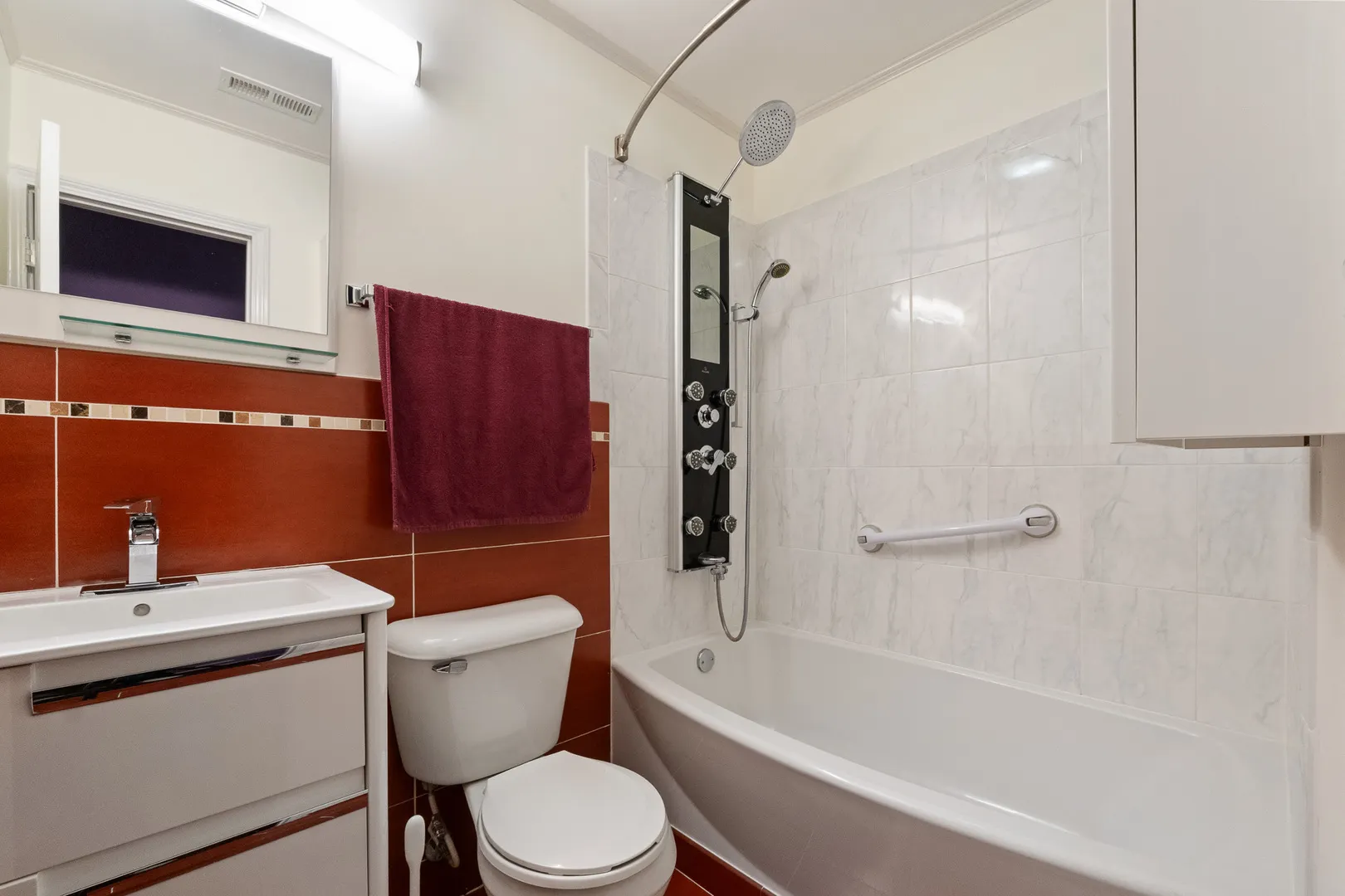 141 Lawton Lane IL