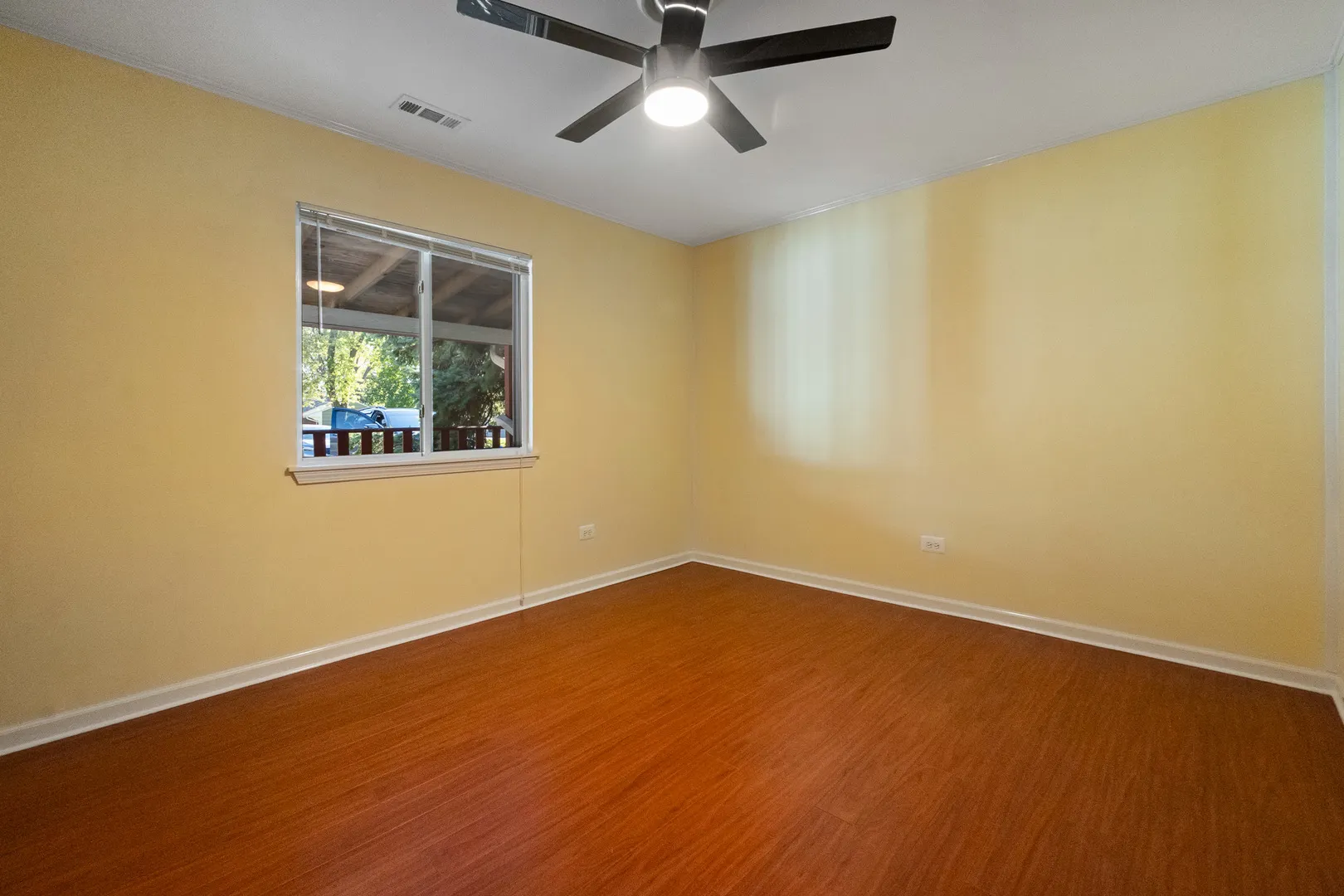 141 Lawton Lane IL