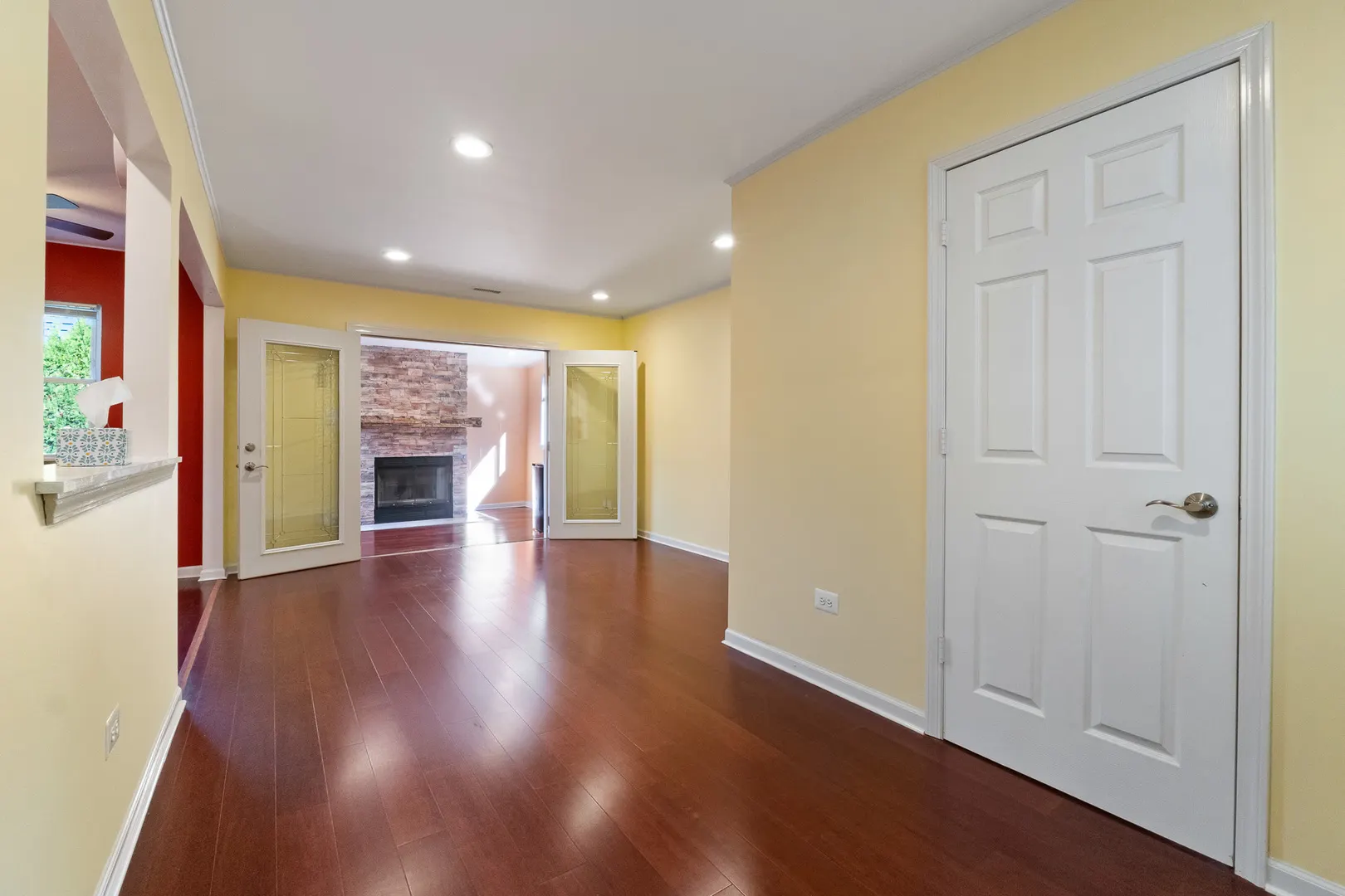 141 Lawton Lane IL