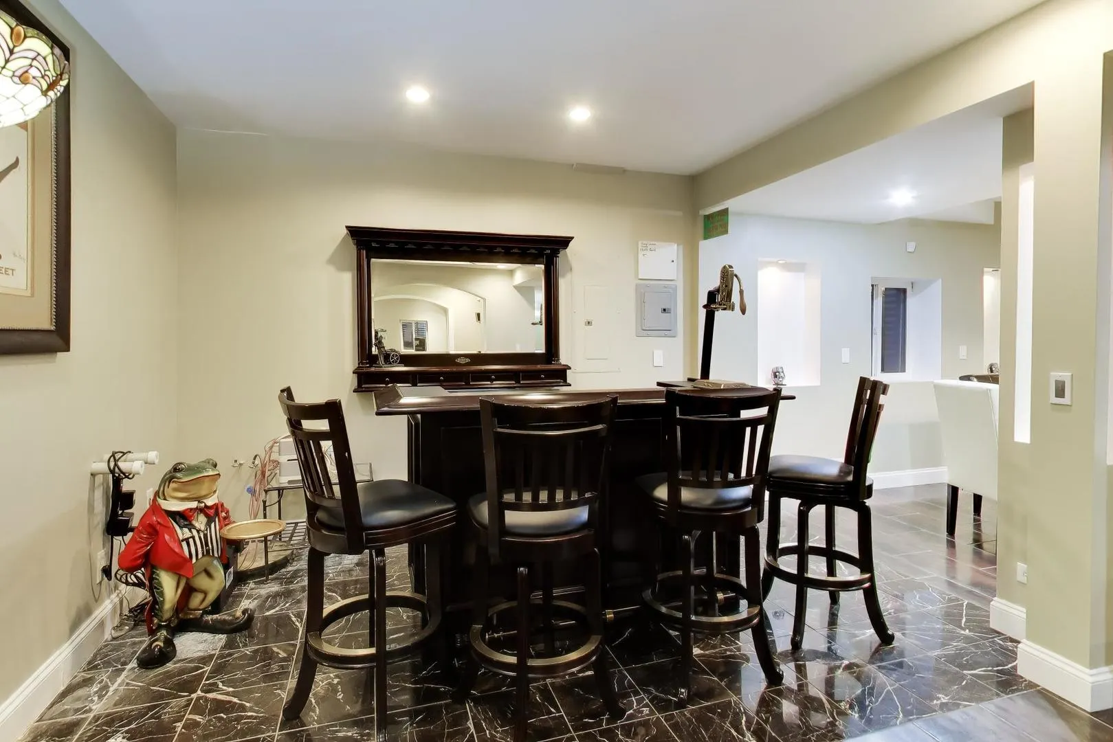 750 E Cunningham Drive IL