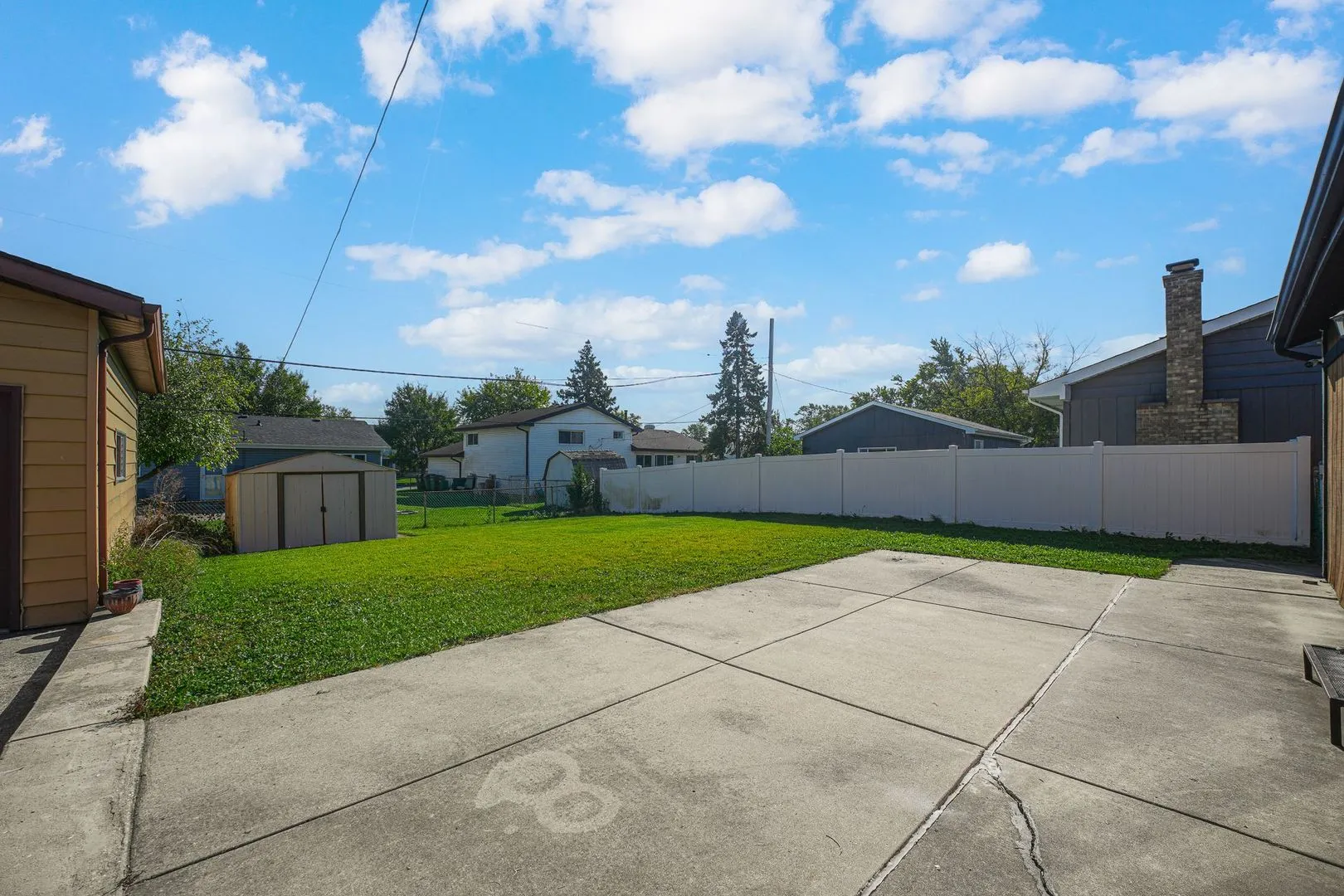 16819 Meadowdale Drive IL
