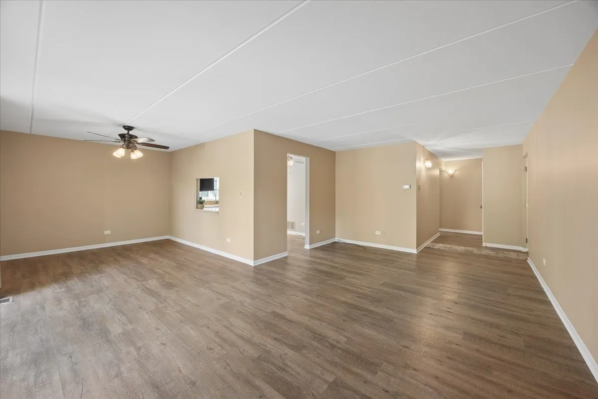 31 Algonquin Drive IL #2