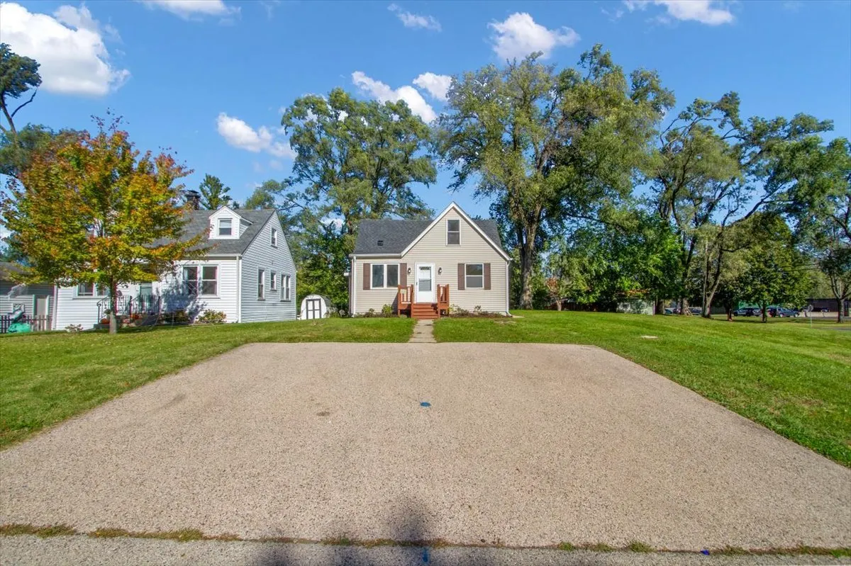 412 Fairfield Drive IL