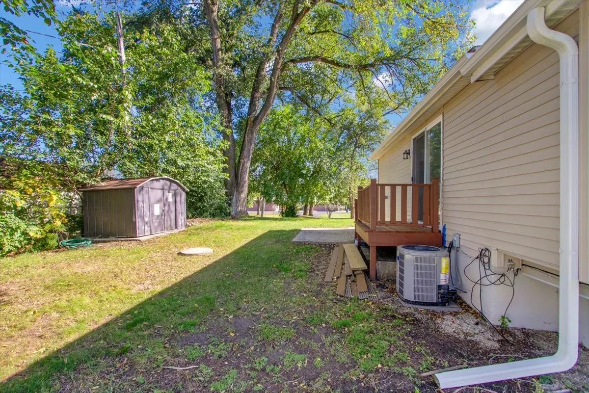 412 Fairfield Drive IL