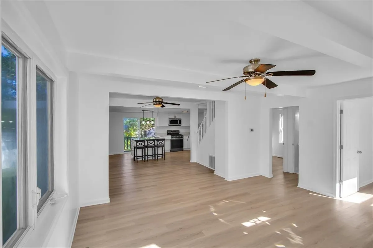 412 Fairfield Drive IL