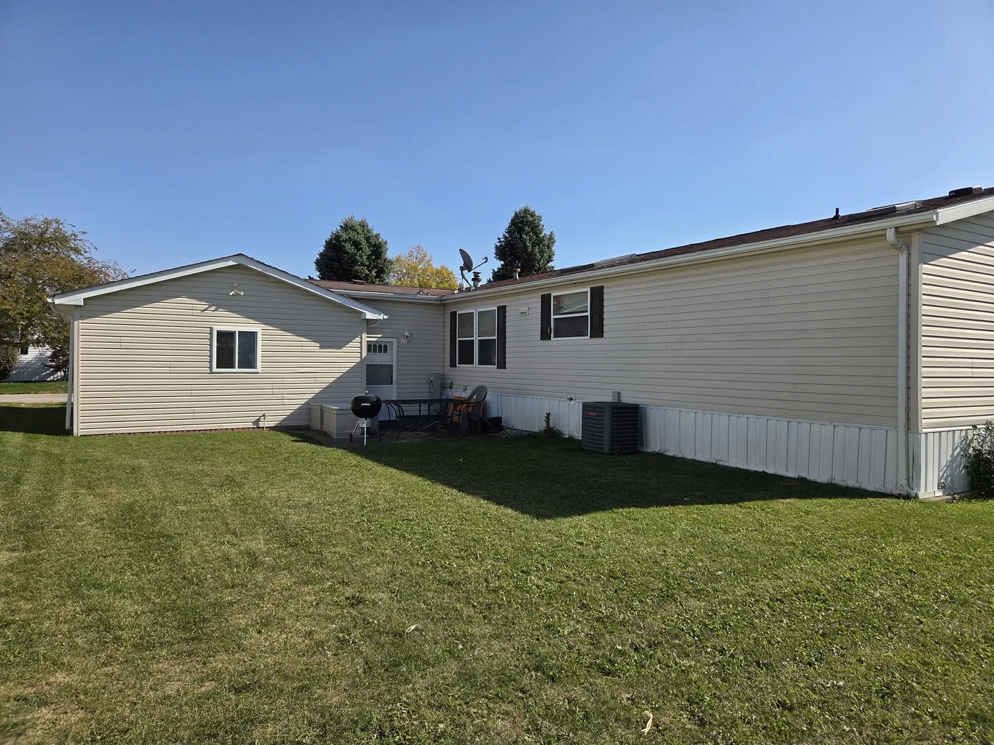 830 Cedar Circle IL