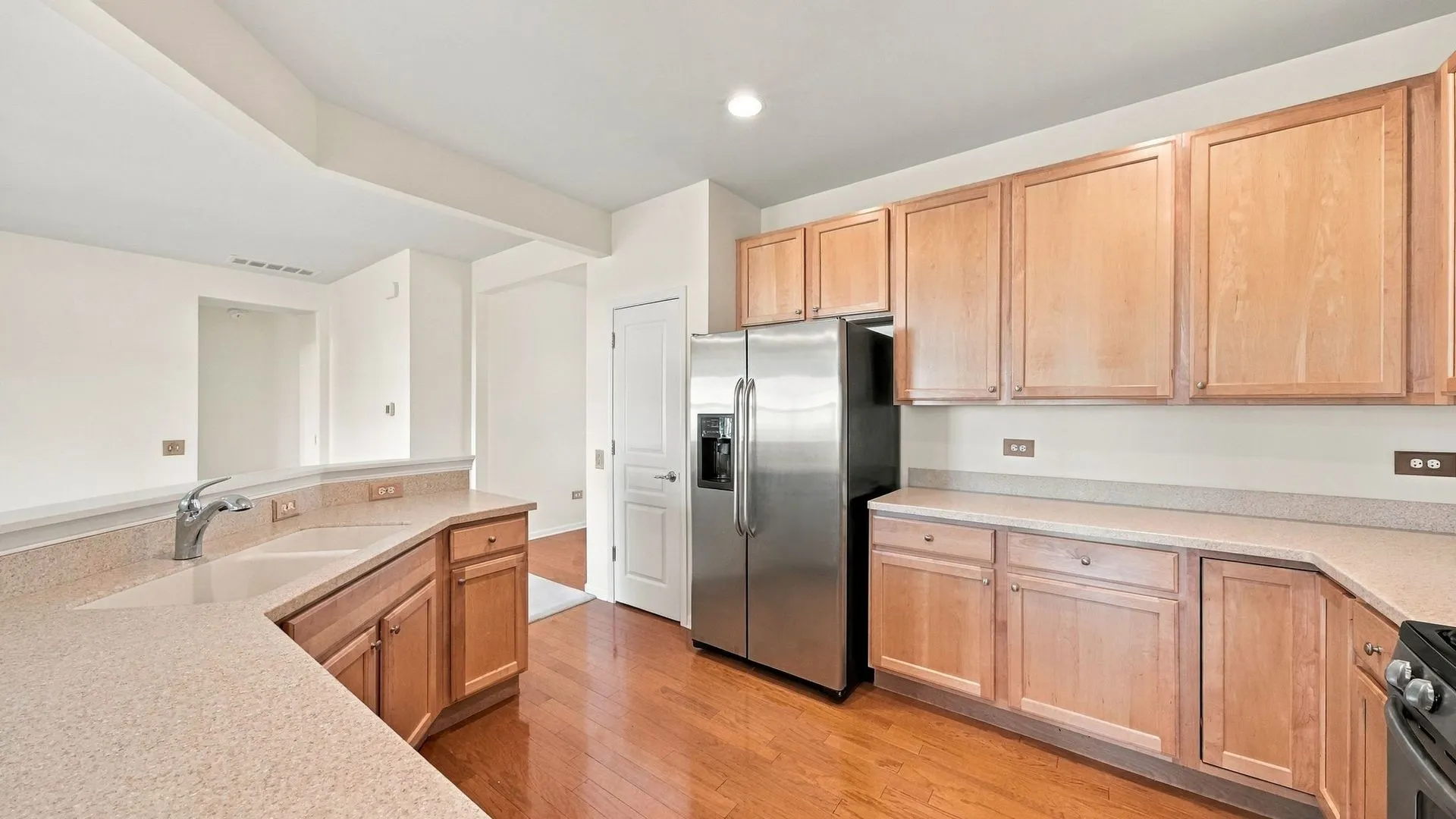 627 Americana Drive IL