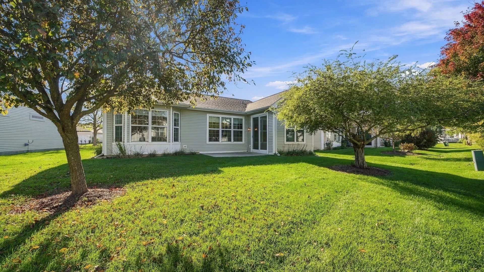 627 Americana Drive IL