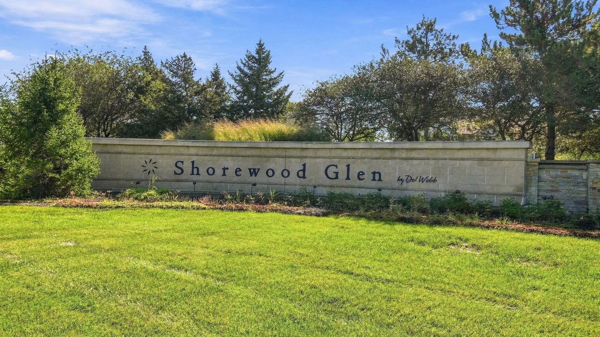 627 Americana Drive IL