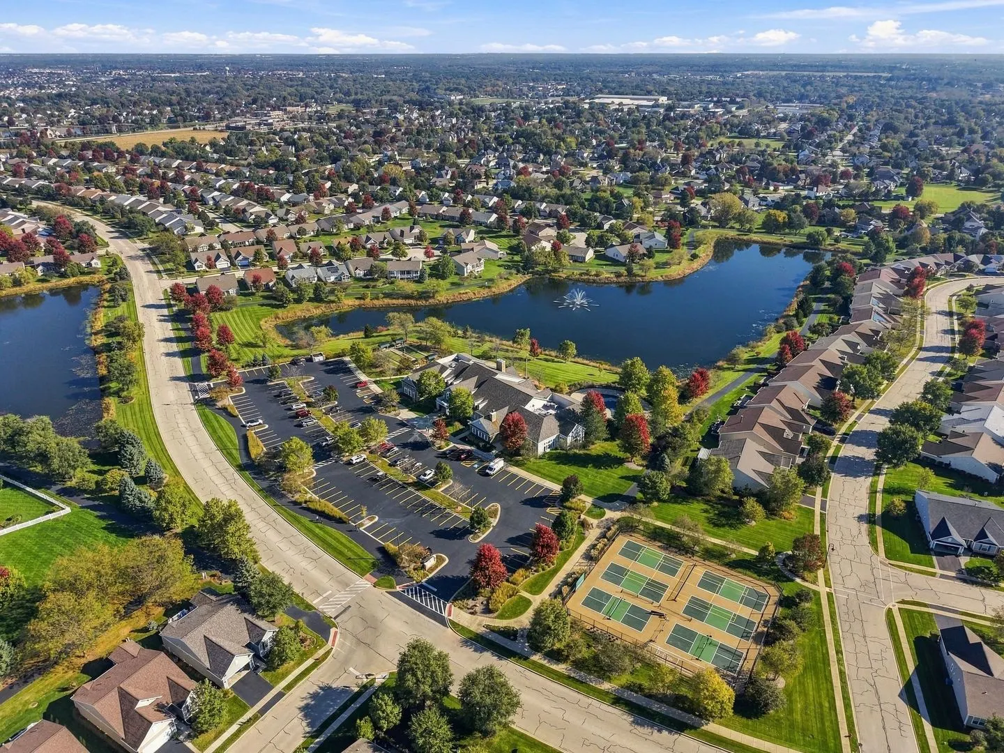 627 Americana Drive IL