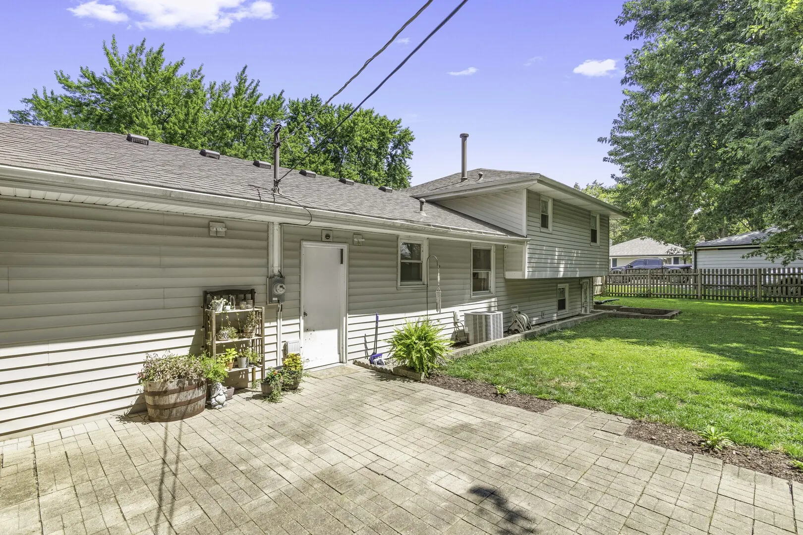 3906 W Theodore Street IL
