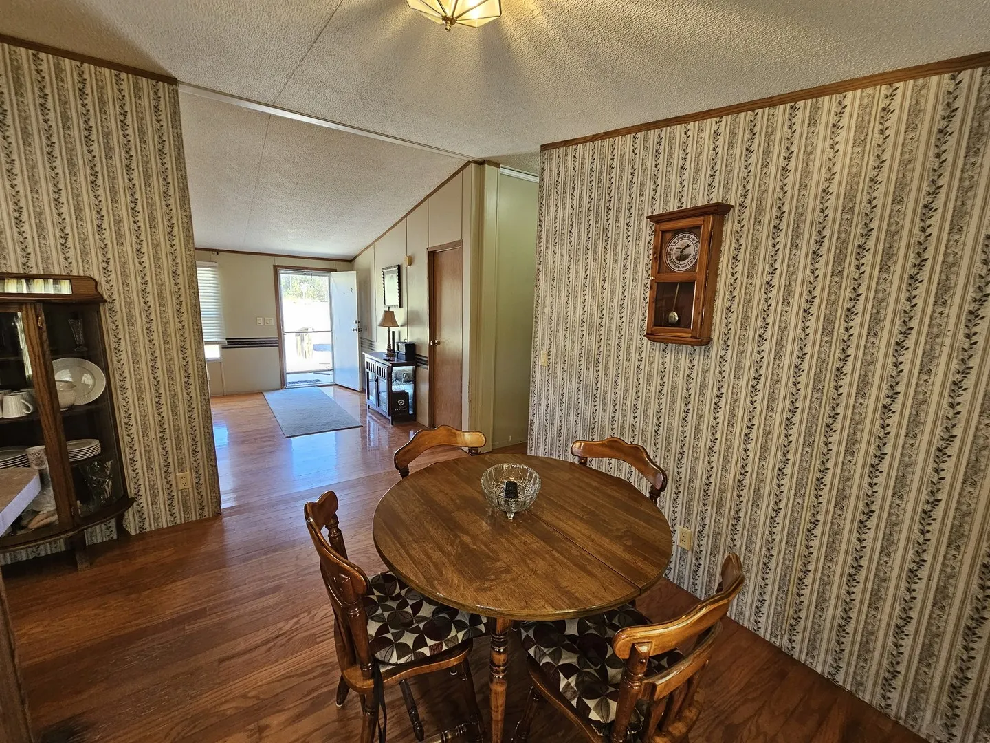 8757 N IL Hwy 148 IL