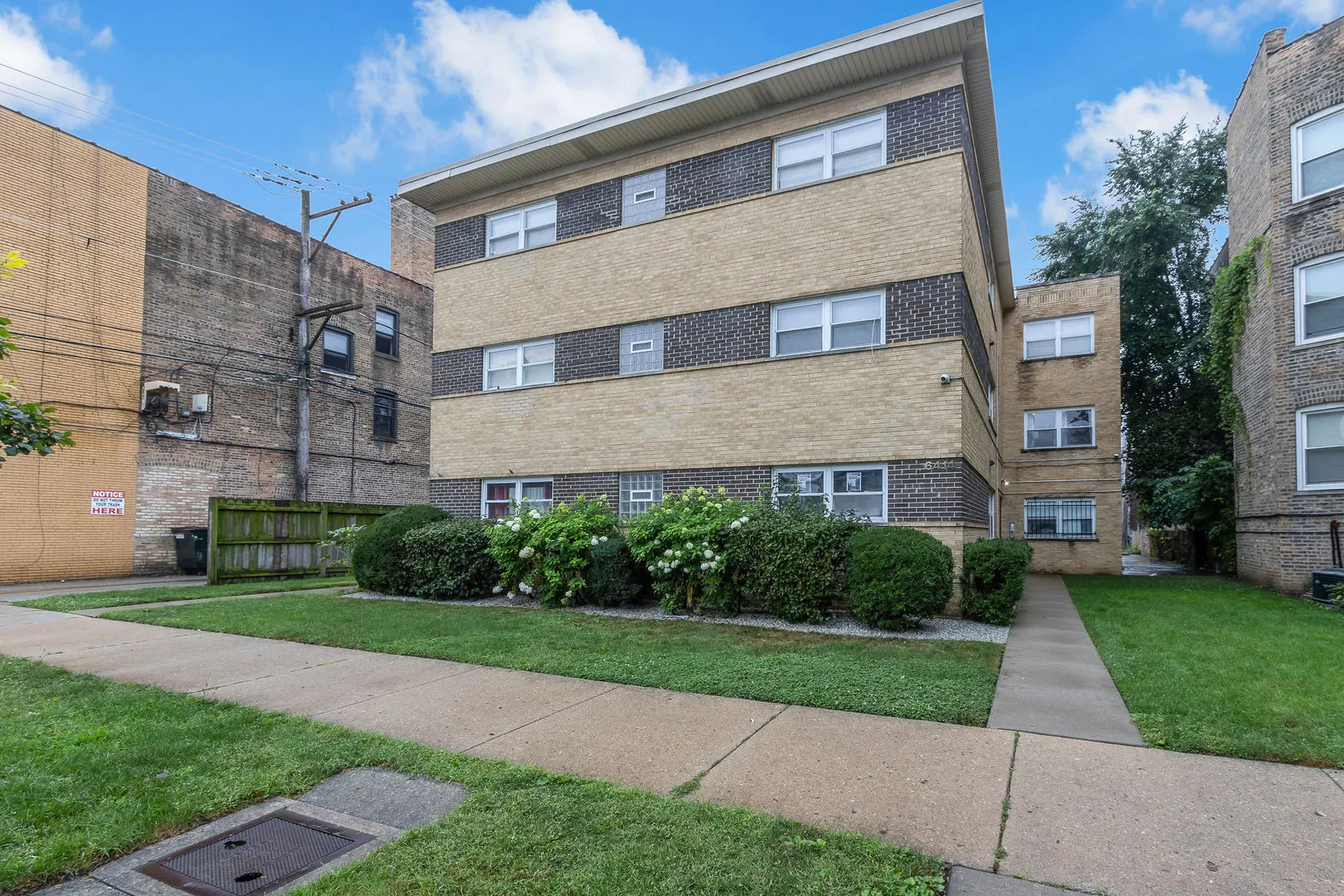 6414 N Mozart Street IL #3S