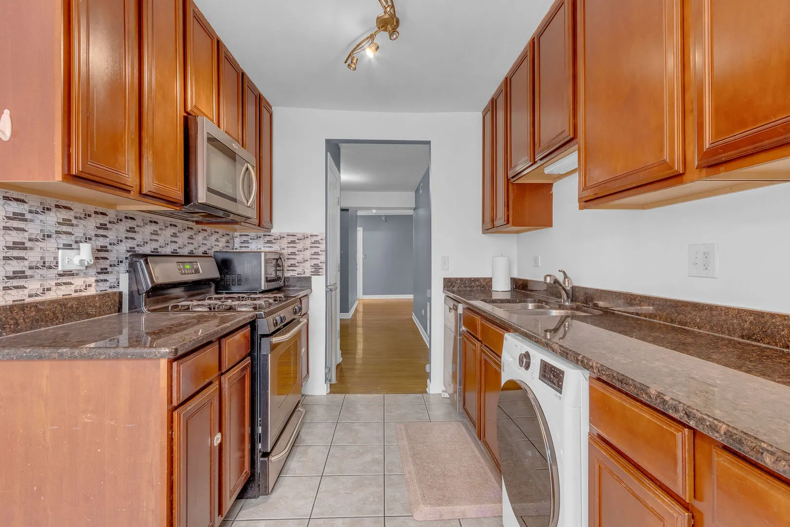6414 N Mozart Street IL #3S