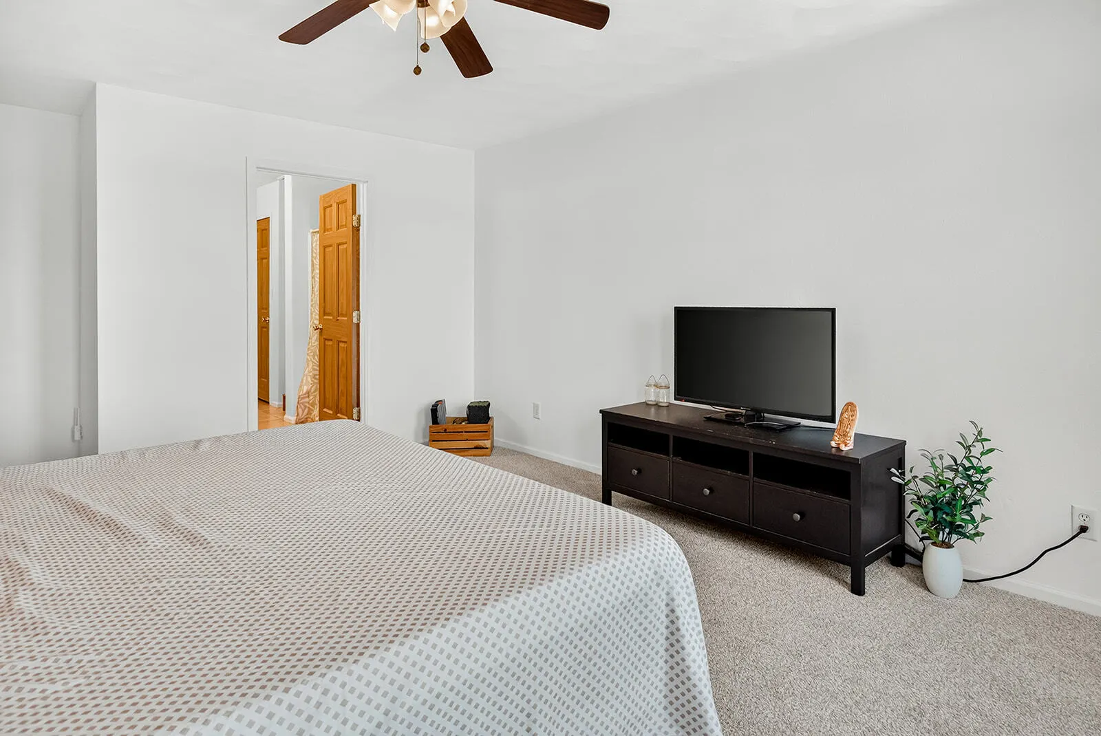 14024 Queenanns Way IL