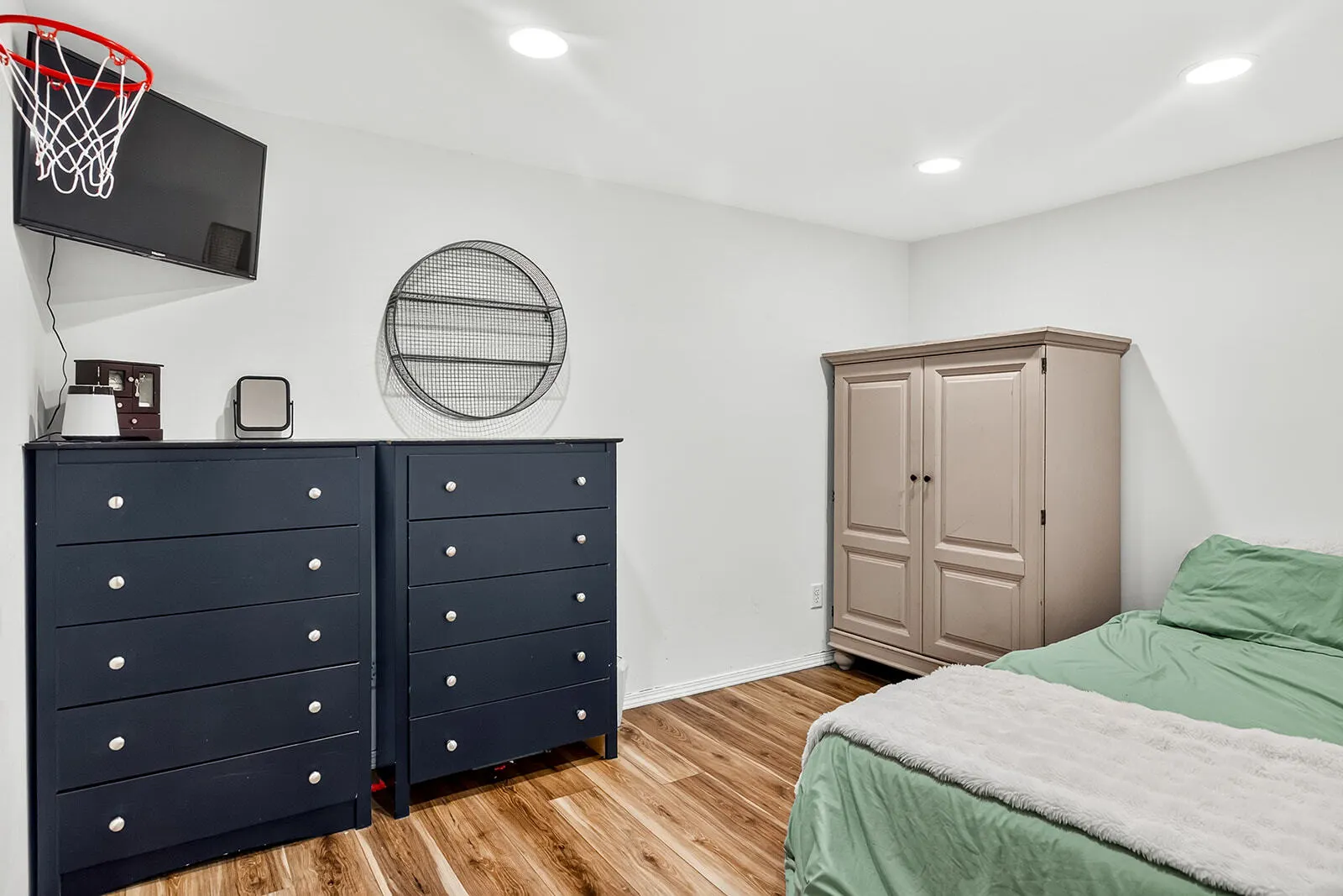 14024 Queenanns Way IL