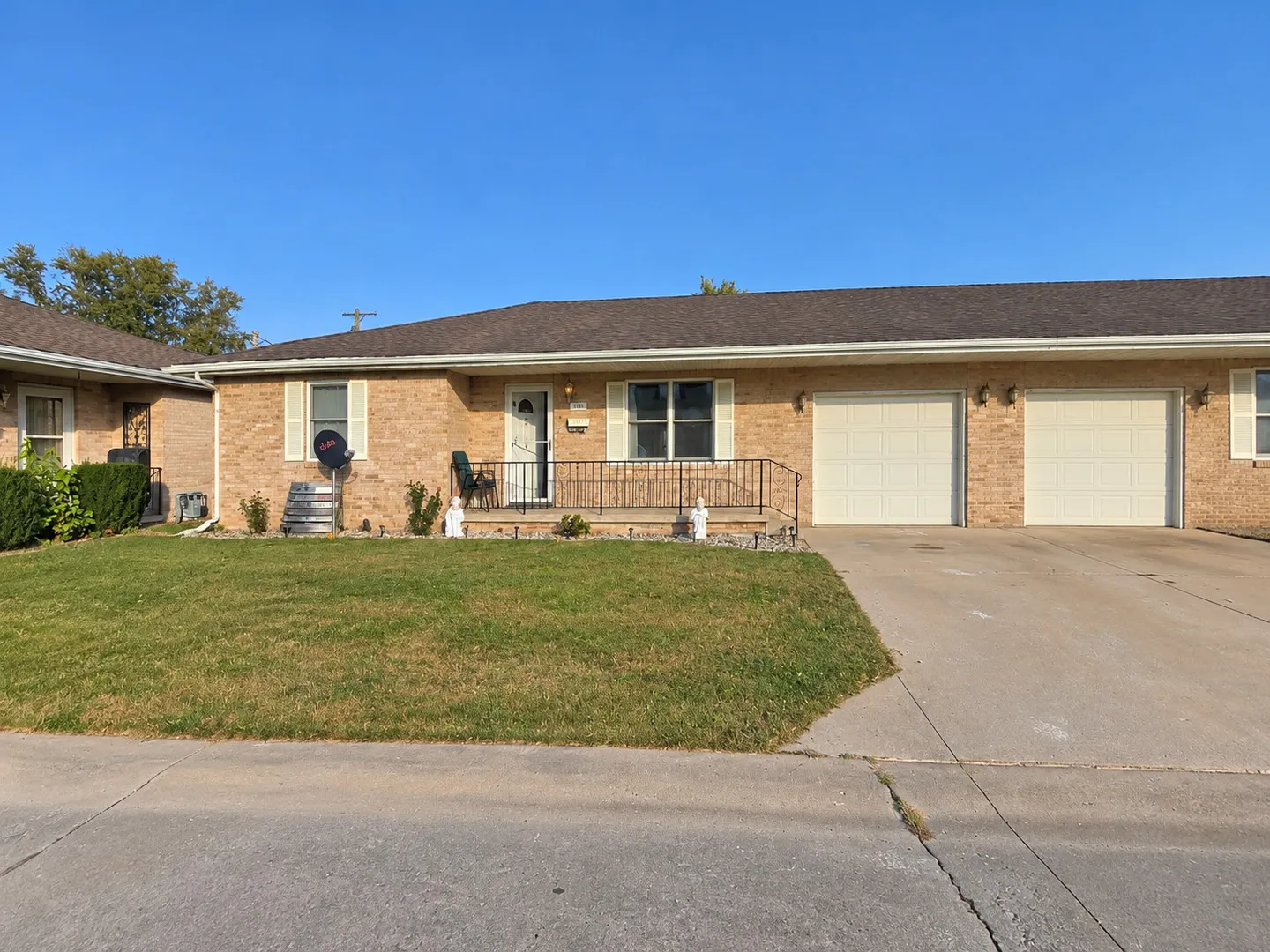 308 E Oak Street IL