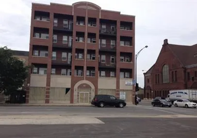 2000 W Warren Boulevard IL #4SE