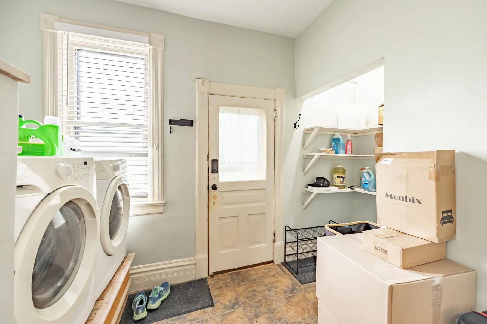 358 Bent Street IL #1
