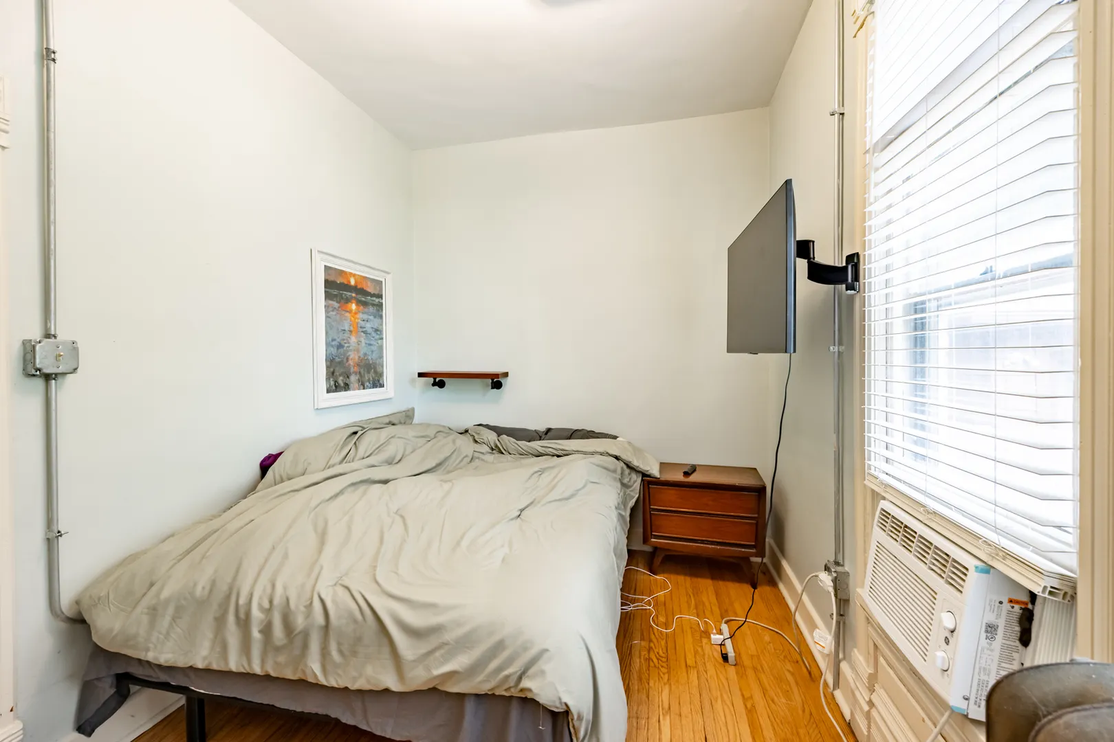 358 Bent Street IL #1