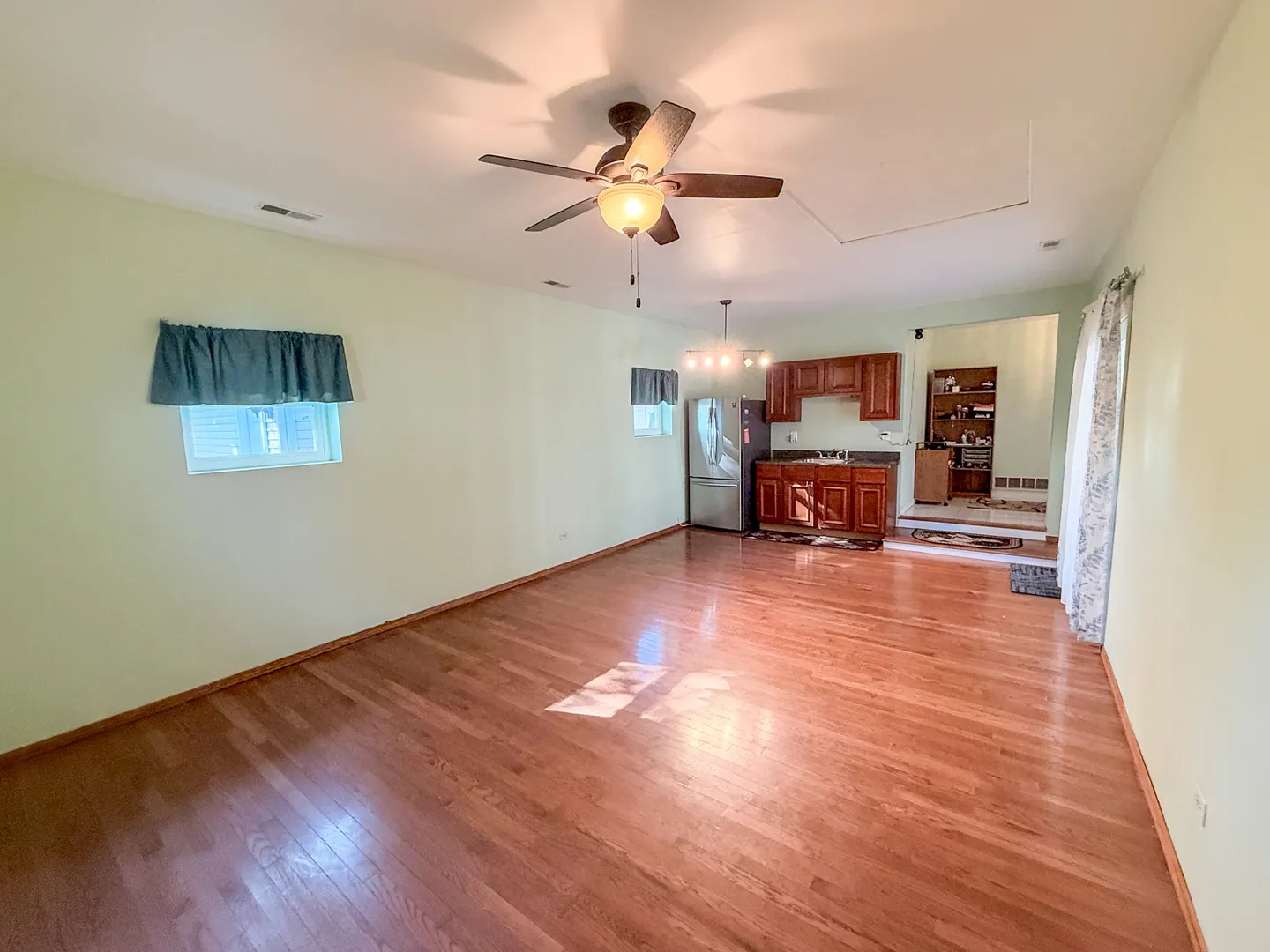 8501 S 82nd Court IL