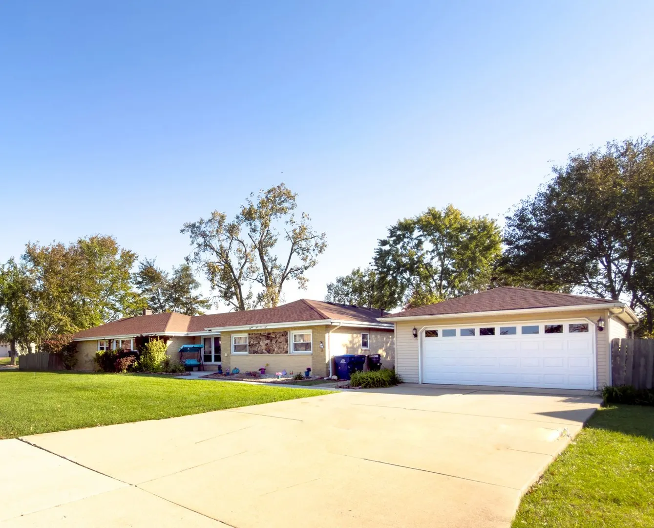 8501 S 82nd Court IL