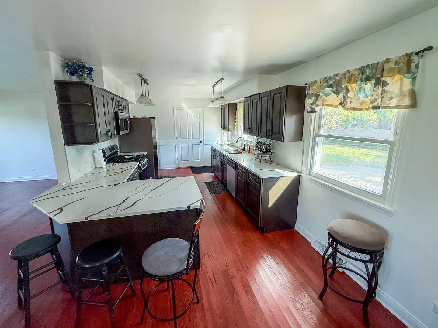 8501 S 82nd Court IL