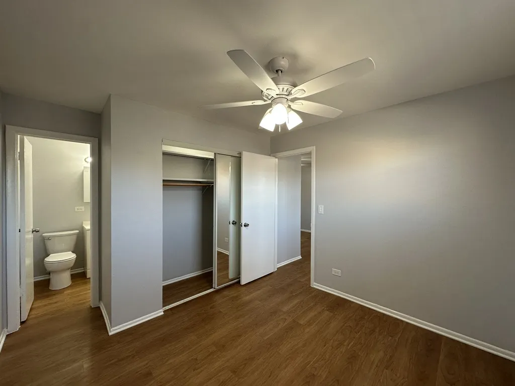 4547 N Dover Street IL #3A