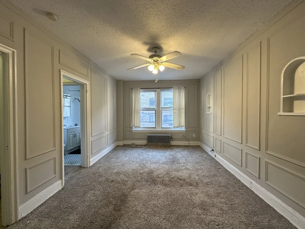434 W Wellington Avenue IL #311