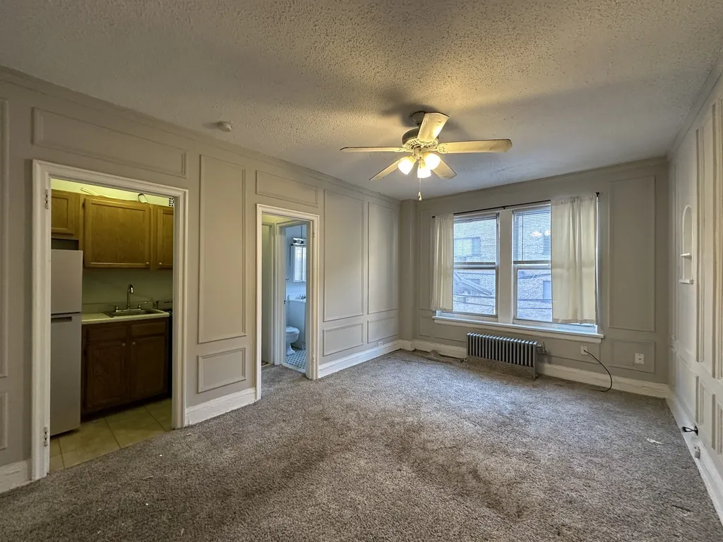 434 W Wellington Avenue IL #311