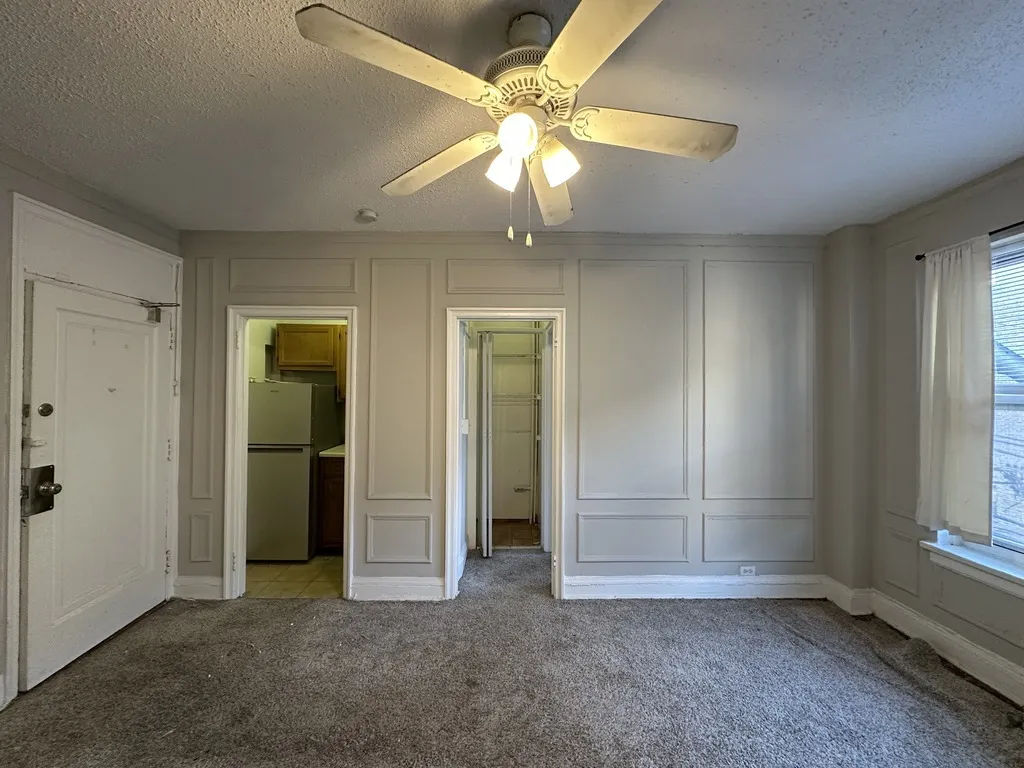 434 W Wellington Avenue IL #311
