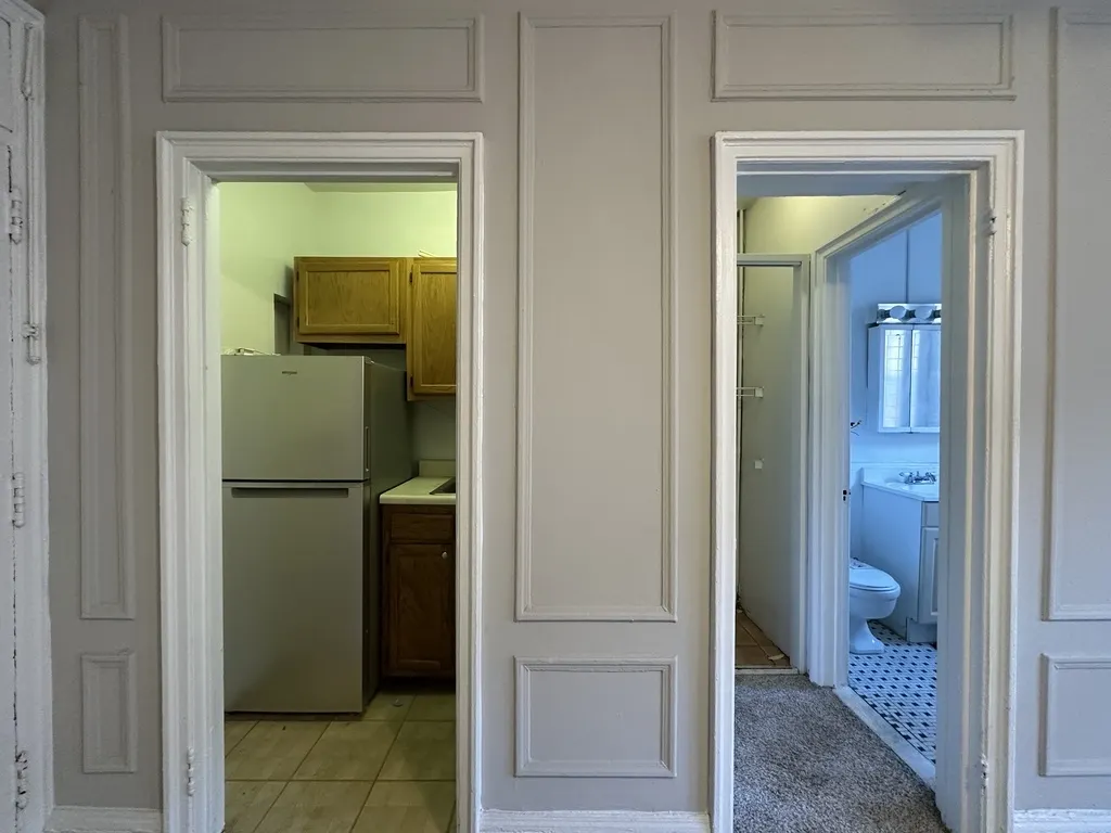 434 W Wellington Avenue IL #311