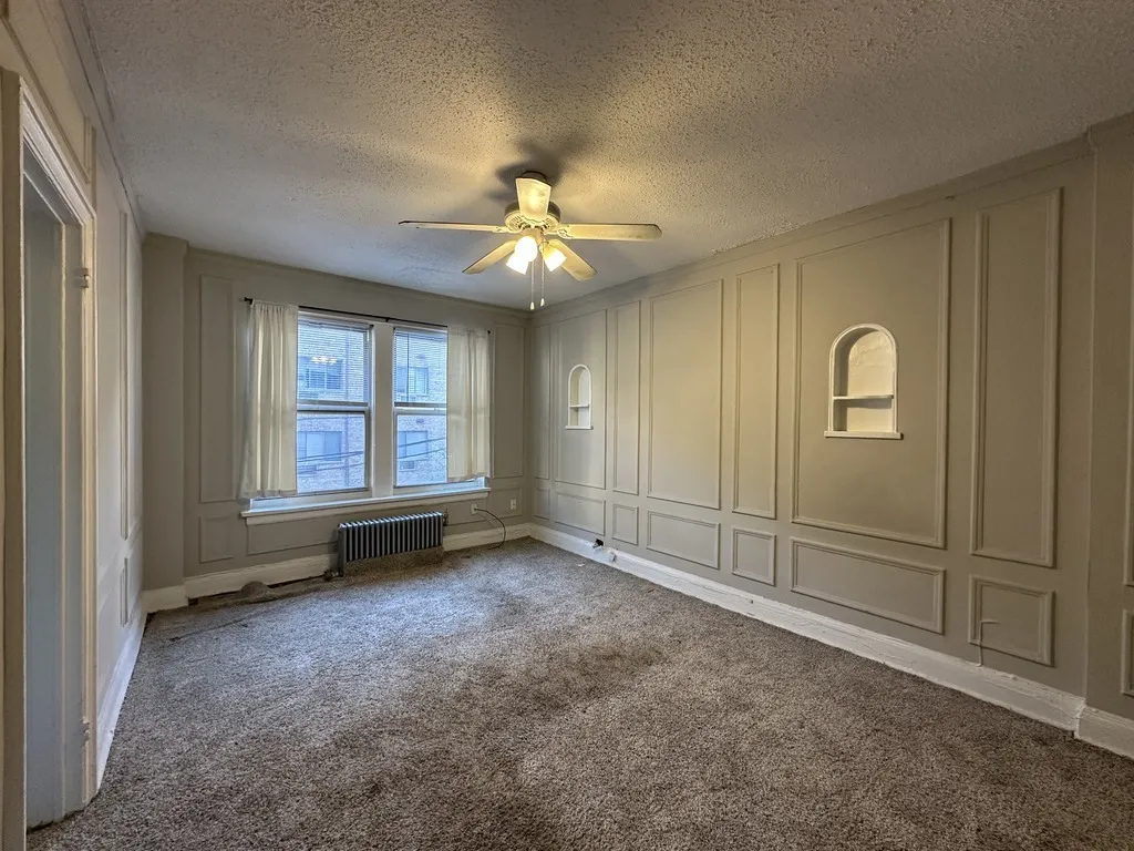 434 W Wellington Avenue IL #311