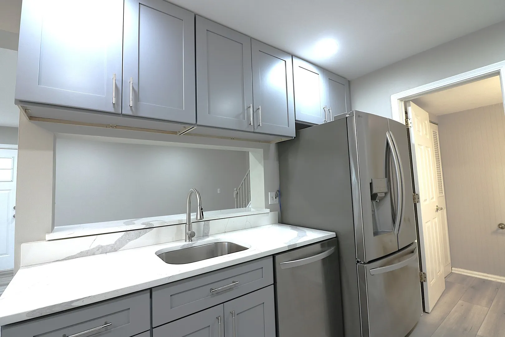 360 Farmingdale Circle IL #360