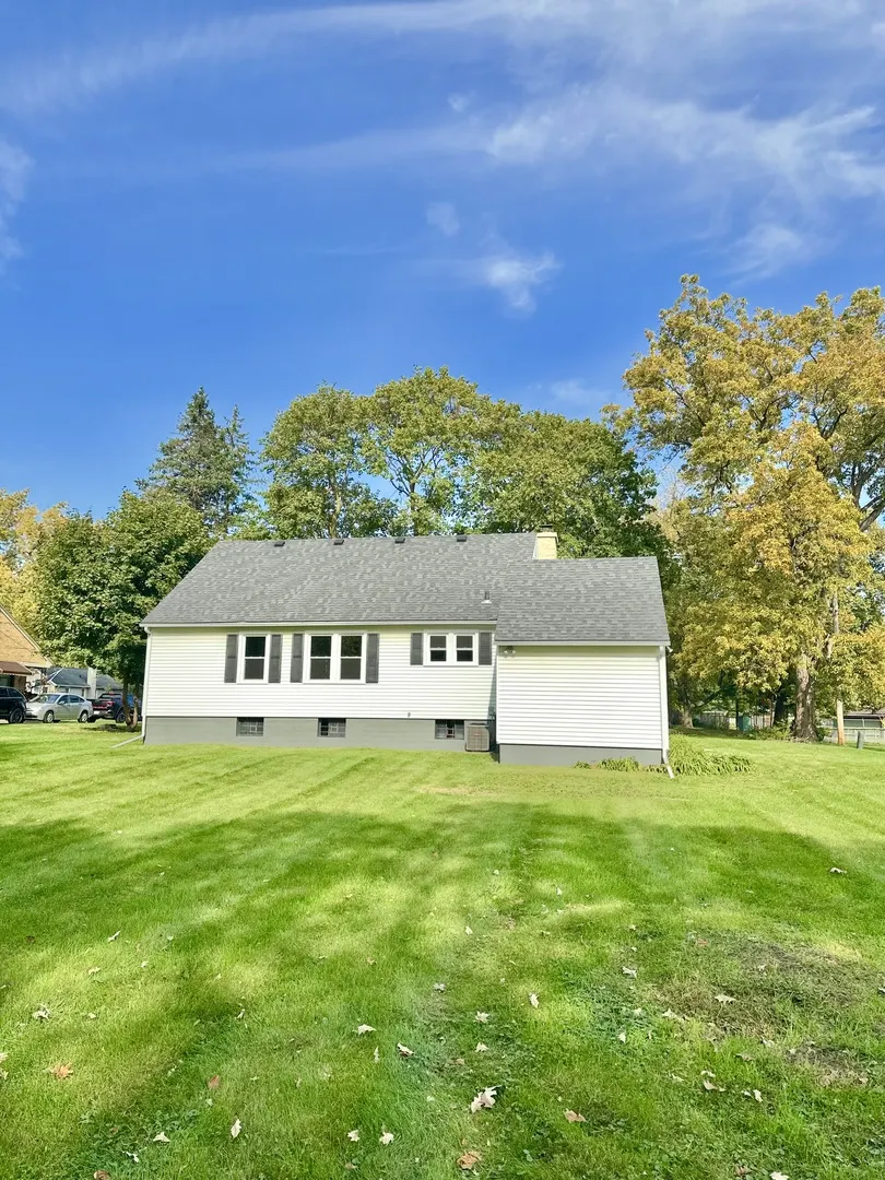 693 Enterprise Street IL