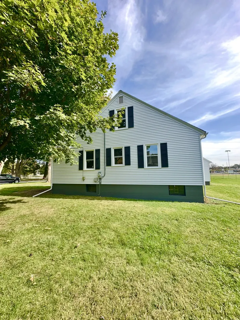 693 Enterprise Street IL