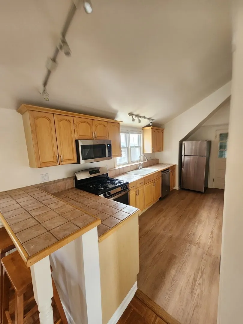 708 S Ada Street IL