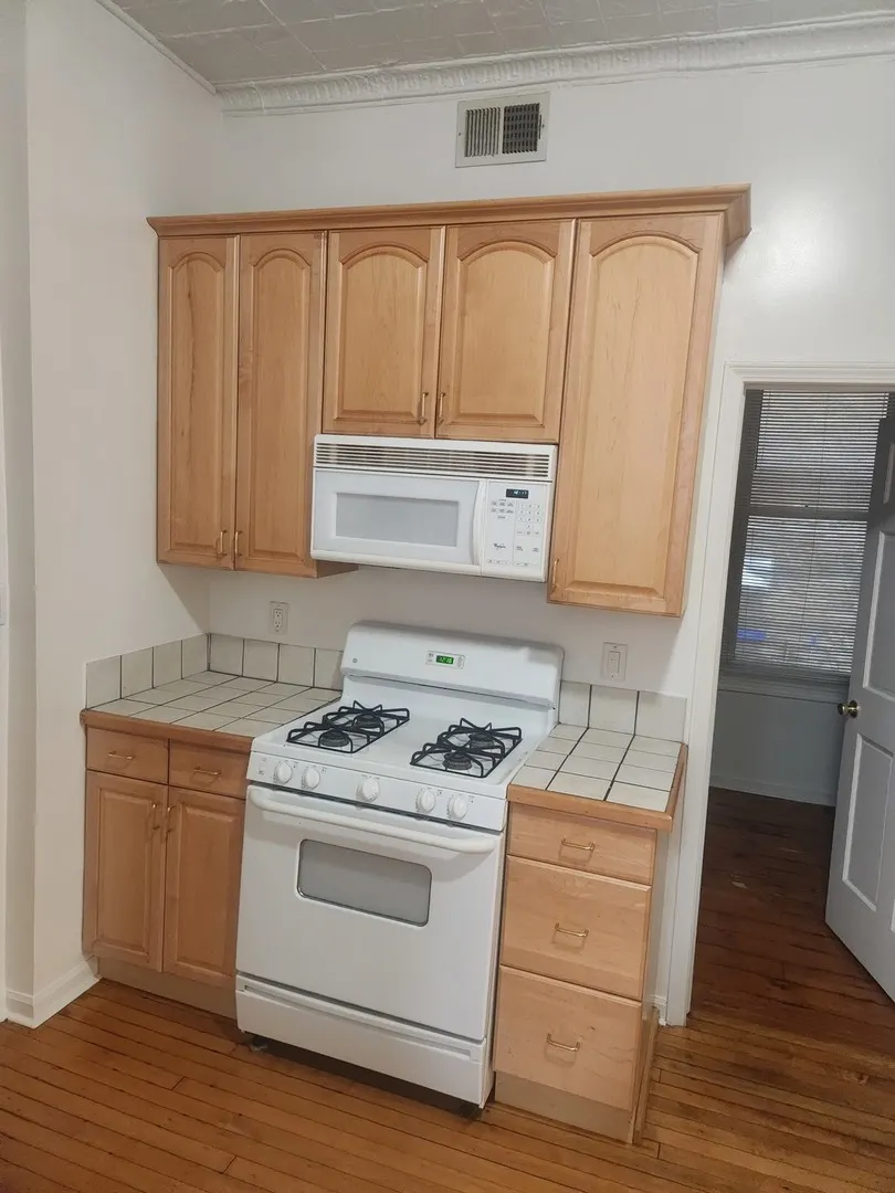 708 S Ada Street IL
